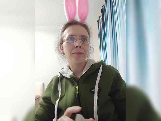 -Queen-Margo- webcam