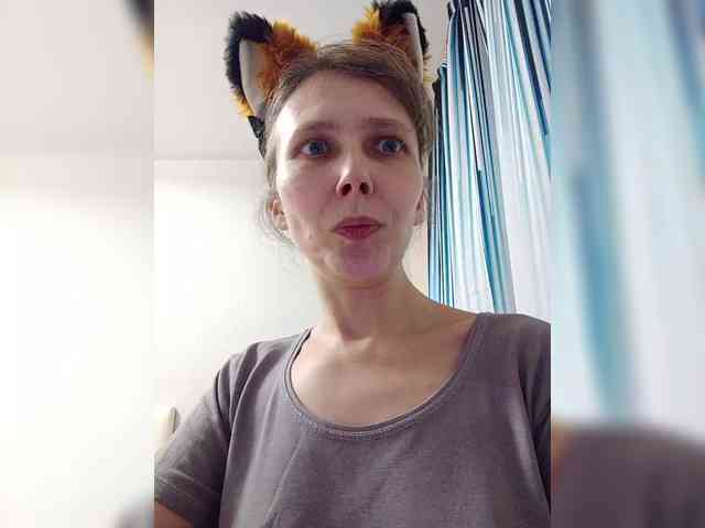 -Queen-Margo- webcam