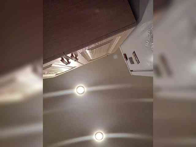 -Queen-Margo- webcam