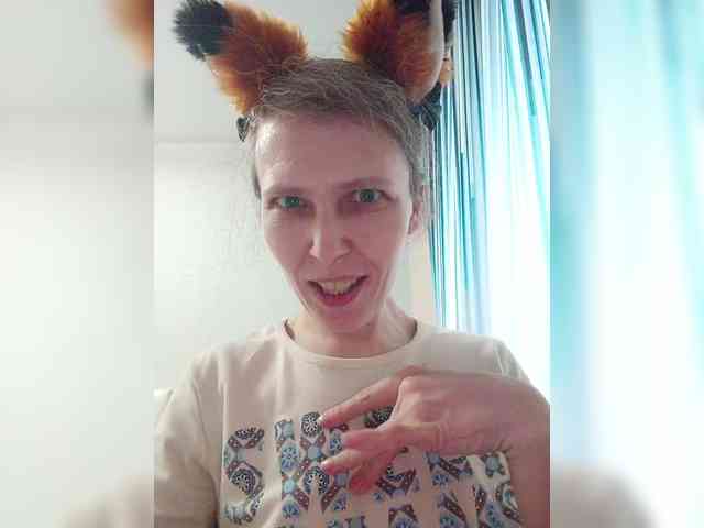 -Queen-Margo- webcam