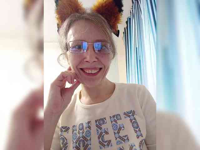 -Queen-Margo- webcam