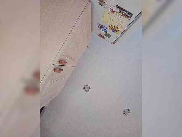 -Queen-Margo- webcam