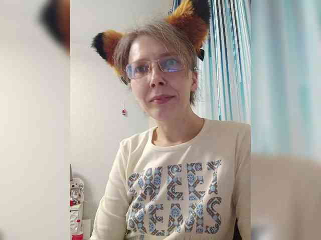 -Queen-Margo- webcam