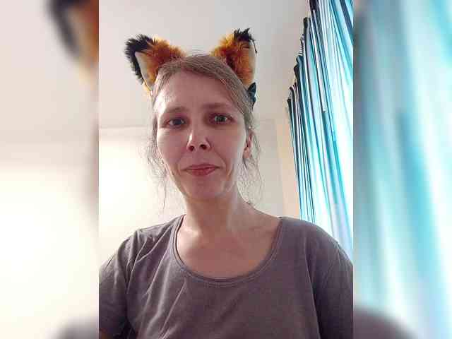 -Queen-Margo- webcam