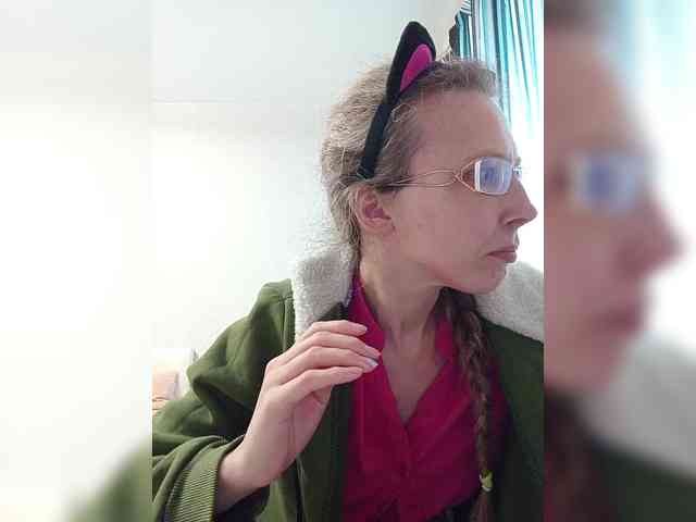 -Queen-Margo- webcam