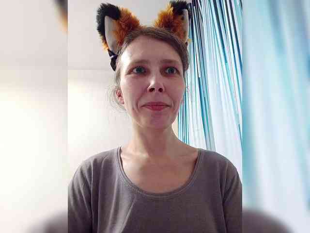 -Queen-Margo- webcam