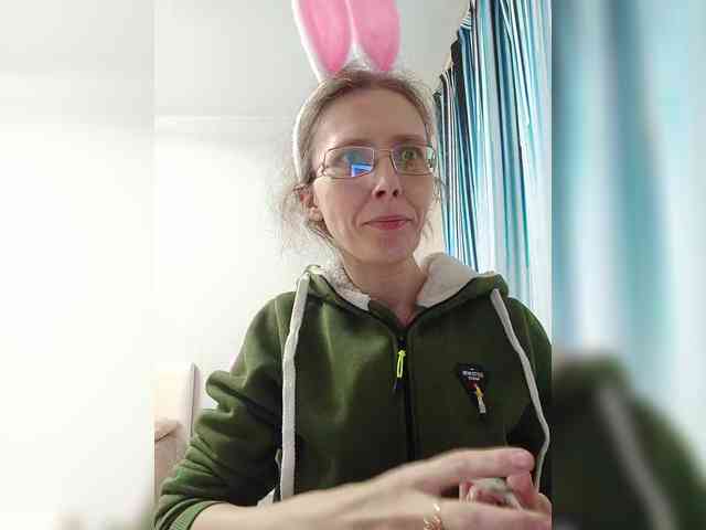 -Queen-Margo- webcam