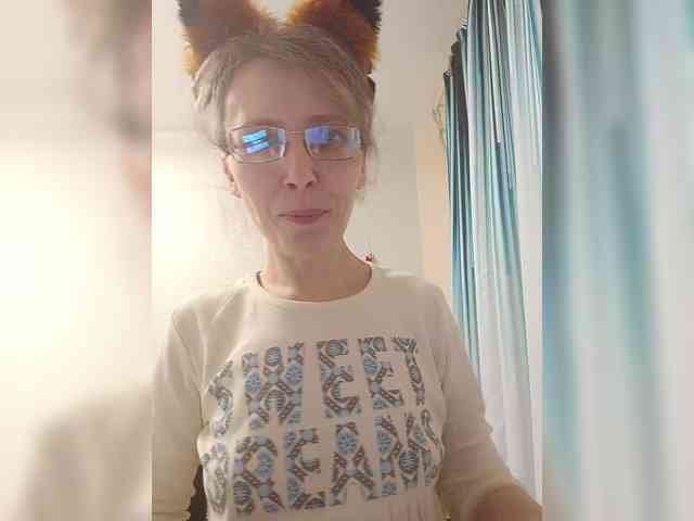 -Queen-Margo- webcam