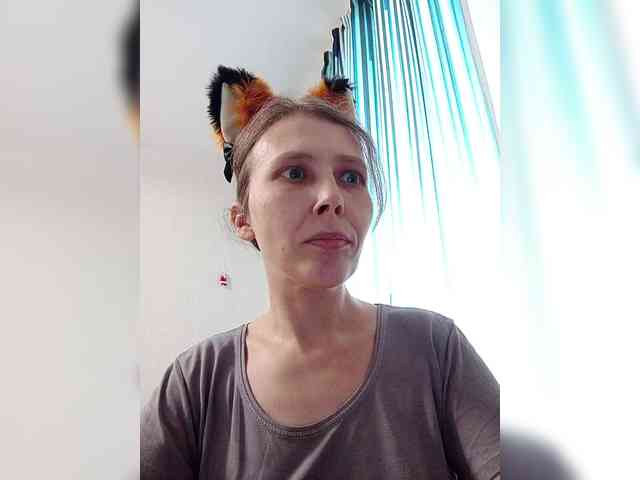 -Queen-Margo- webcam