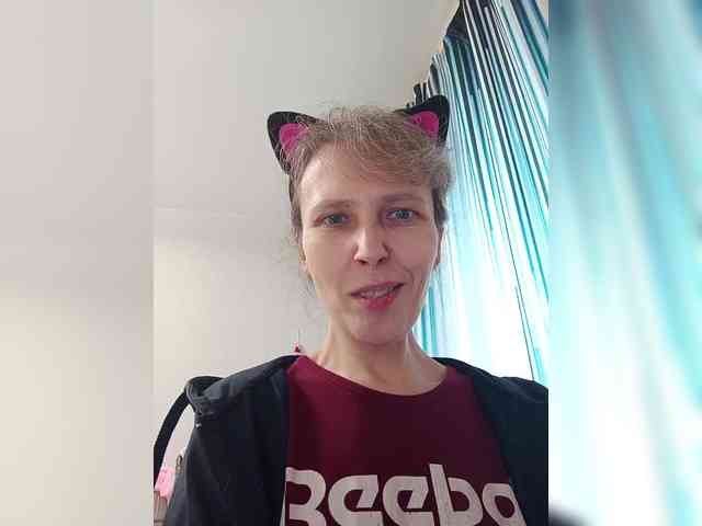 -Queen-Margo- webcam