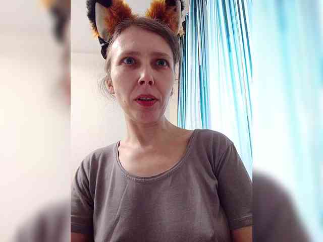 -Queen-Margo- webcam