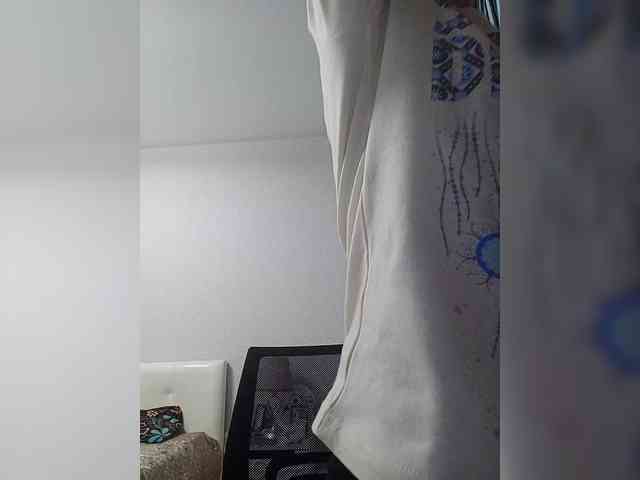 -Queen-Margo- webcam