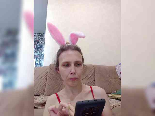 -Queen-Margo- webcam