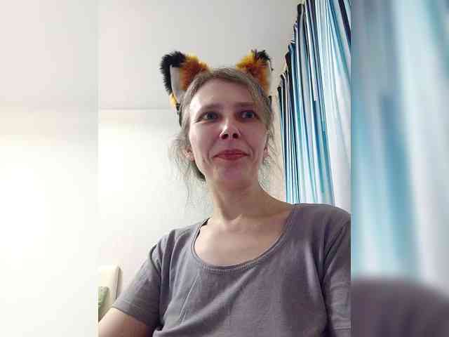 -Queen-Margo- webcam