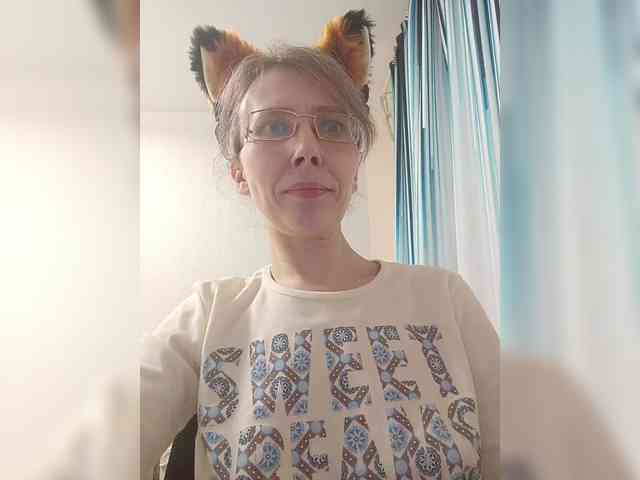 -Queen-Margo- webcam