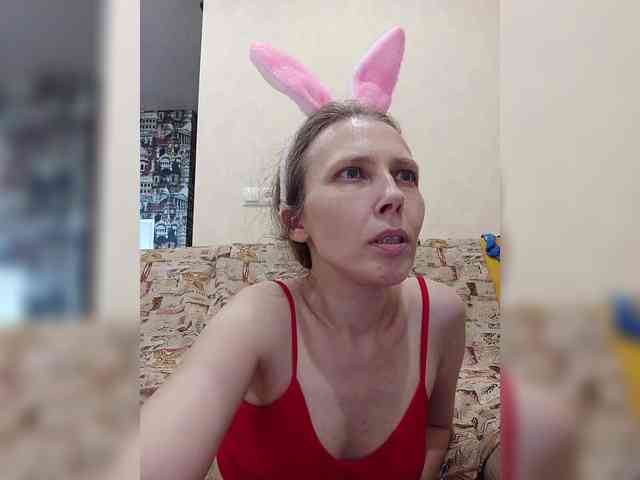 -Queen-Margo- webcam