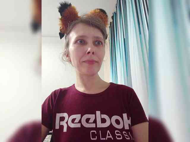 -Queen-Margo- webcam