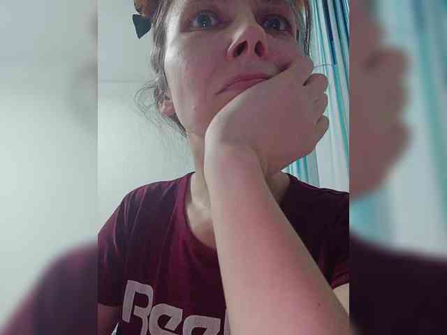 -Queen-Margo- webcam