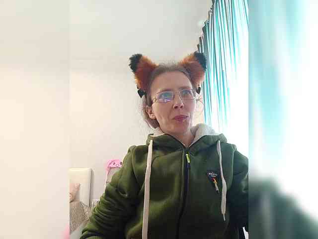 -Queen-Margo- webcam