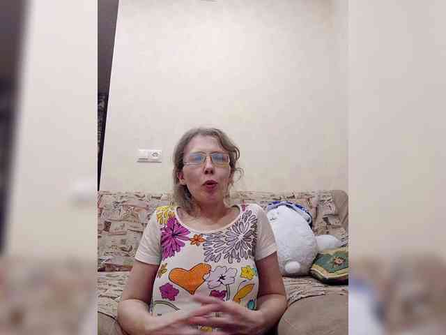 -Queen-Margo- webcam