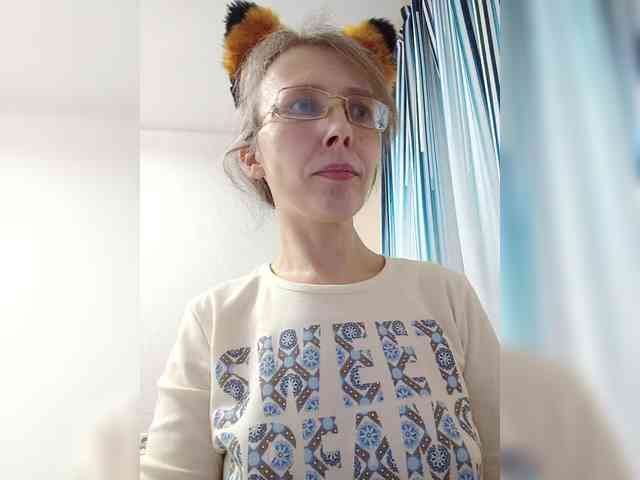 -Queen-Margo- webcam