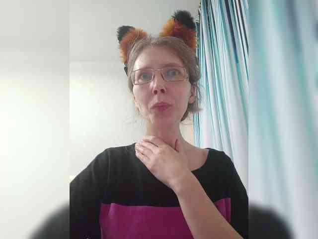 -queen-margo- Live Webcam on BongaCams