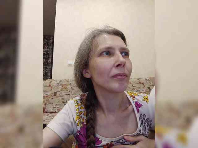 -Queen-Margo- webcam