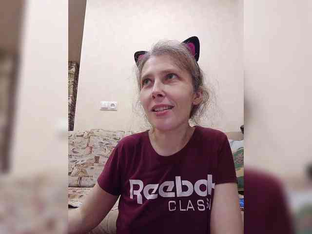 -Queen-Margo- webcam