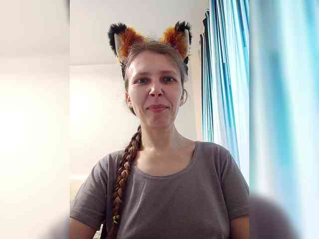 -Queen-Margo- webcam