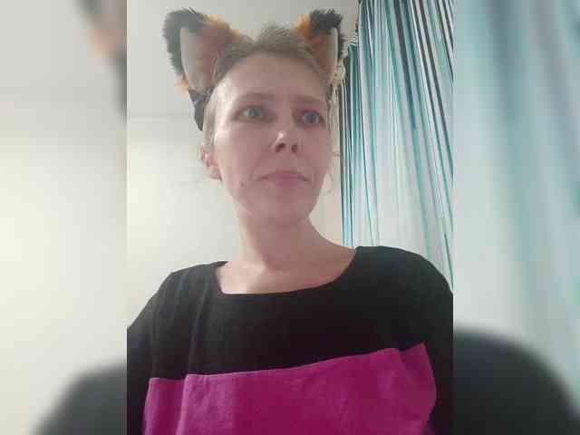 -Queen-Margo- webcam