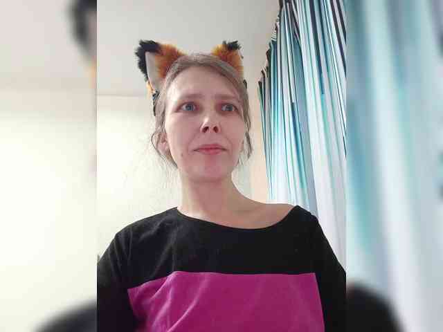 -Queen-Margo- webcam