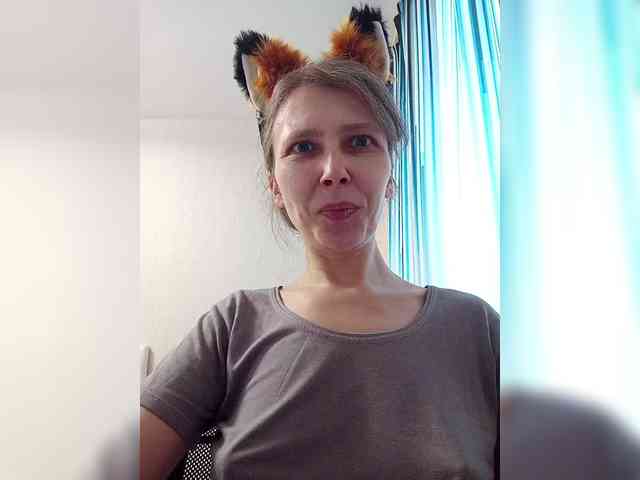 -Queen-Margo- webcam