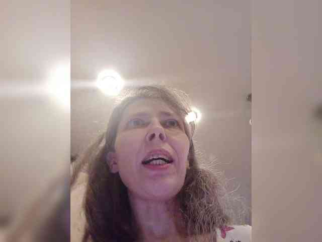 -Queen-Margo- webcam