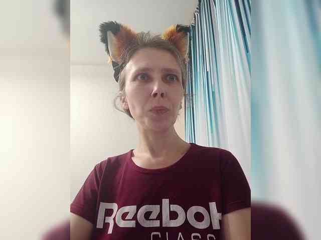 -Queen-Margo- webcam