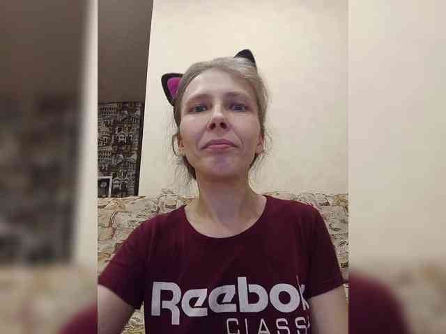 -Queen-Margo- webcam