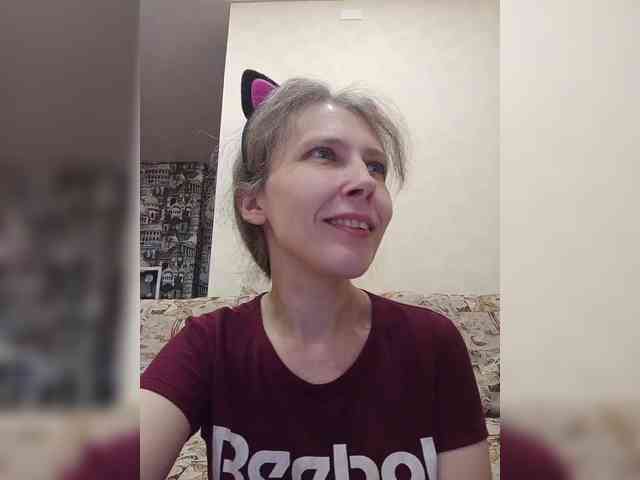 -Queen-Margo- webcam