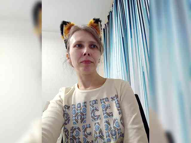 -Queen-Margo- webcam