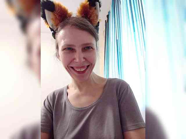 -Queen-Margo- webcam