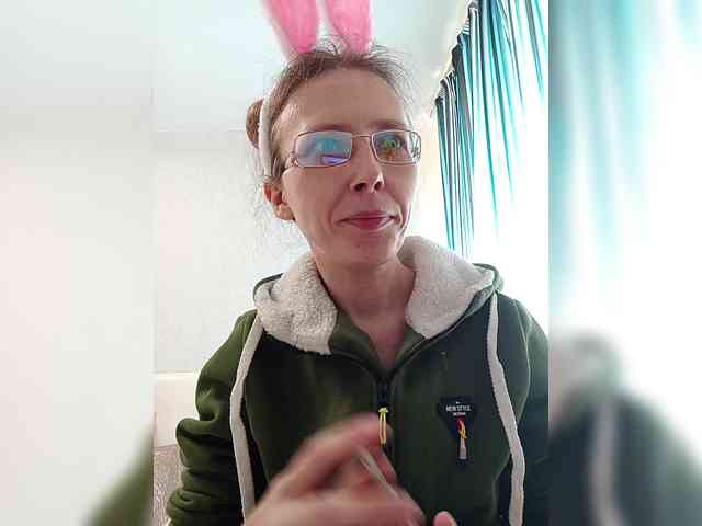 -Queen-Margo- webcam