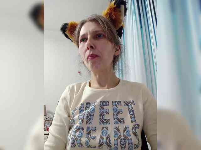 -Queen-Margo- webcam