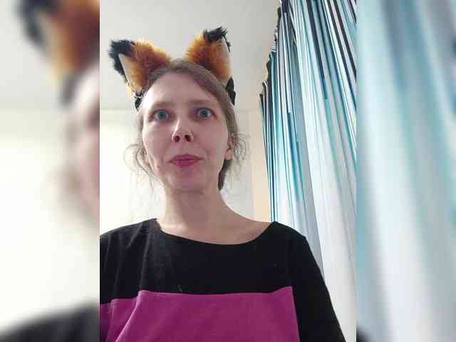 -Queen-Margo- webcam