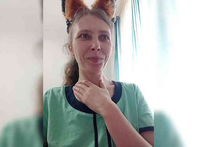 -Queen-Margo- webcam