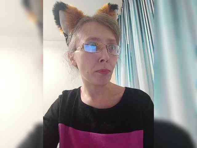 -Queen-Margo- webcam