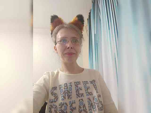 -Queen-Margo- webcam