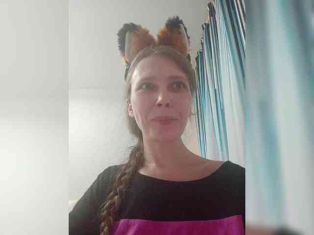 -Queen-Margo- webcam