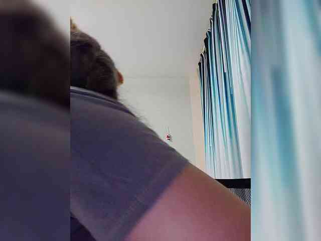 -Queen-Margo- webcam