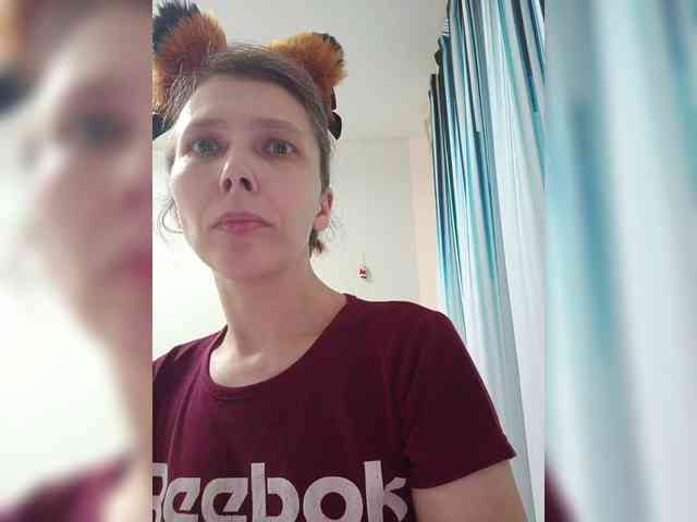 -Queen-Margo- webcam