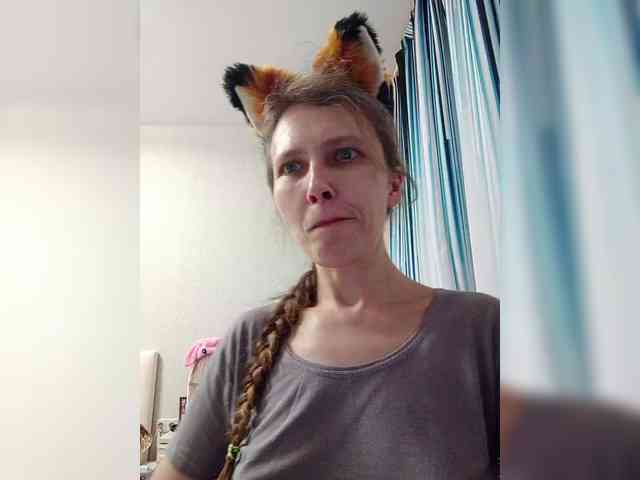 -Queen-Margo- webcam