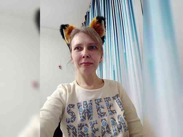 -Queen-Margo- webcam