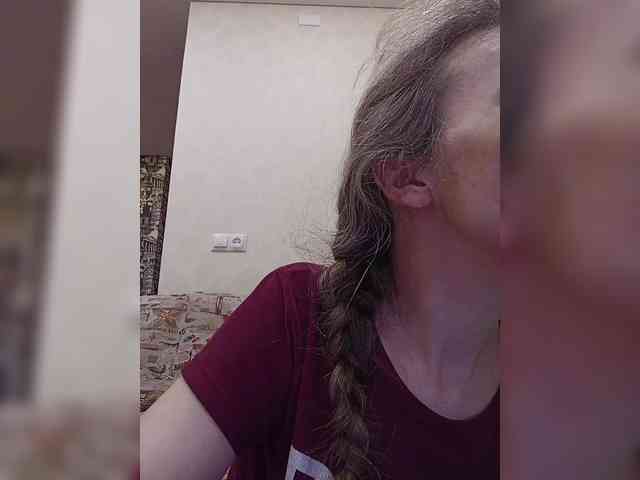 -Queen-Margo- webcam